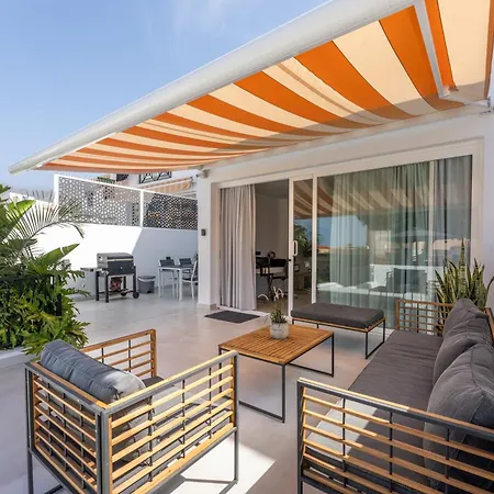 Designer Loft With Pool, With Gigantic Terrace And Private Parking & In The Centre Costa Adeje (Tenerife)