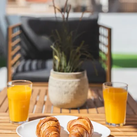 Apartamento Designer Loft With Pool, With Gigantic Terrace And Private Parking & In The Centre Costa Adeje (Tenerife)